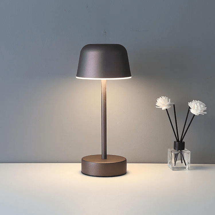 GlintShade - Modern Wireless Table Lamp for Elegant and Cozy Atmosphere