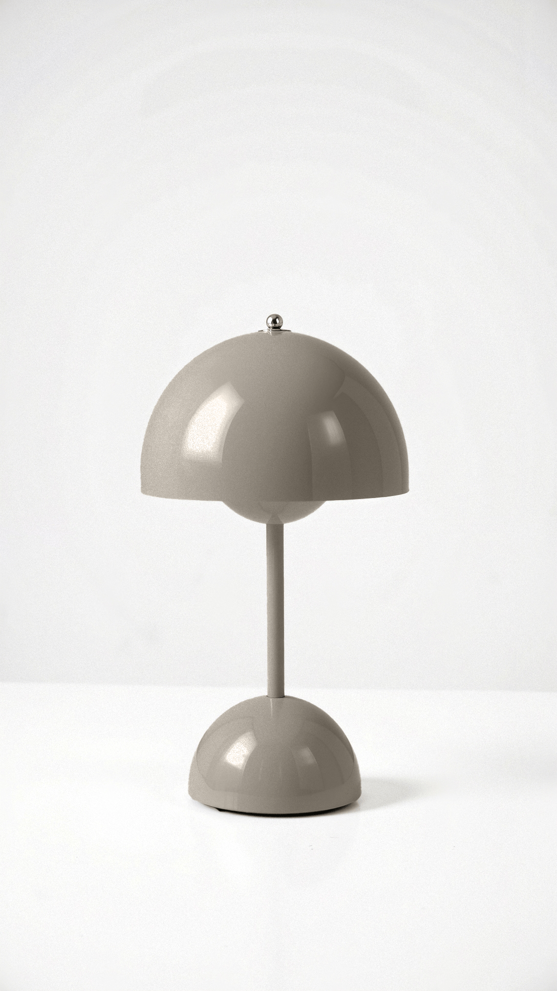 Vera - Modern Wireless Table Lamp for Stylish Home Lighting