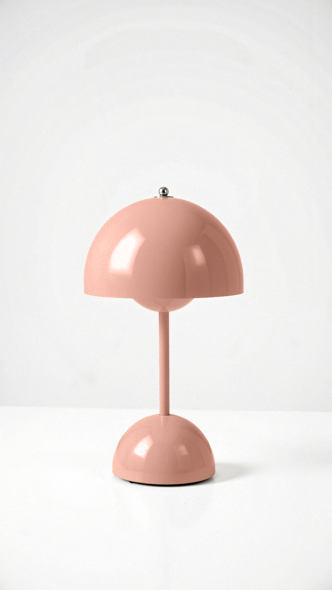 Vera - Modern Wireless Table Lamp for Stylish Home Lighting