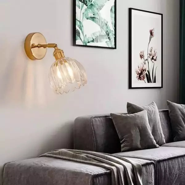 Vera - Retro Flower Bud Tulip Glass Wall Lamp with Elegant Design