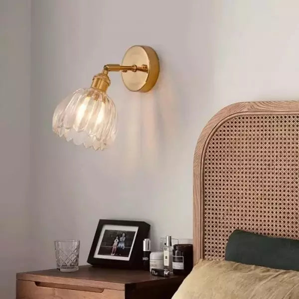 Vera - Retro Flower Bud Tulip Glass Wall Lamp with Elegant Design