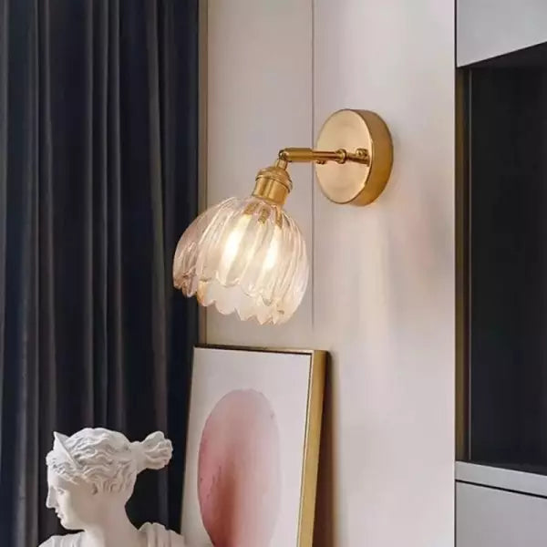 Vera - Retro Flower Bud Tulip Glass Wall Lamp with Elegant Design