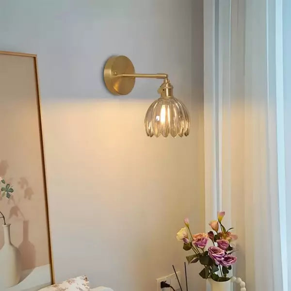 Vera - Retro Flower Bud Tulip Glass Wall Lamp with Elegant Design
