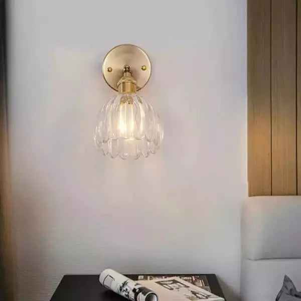 Vera - Retro Flower Bud Tulip Glass Wall Lamp with Elegant Design
