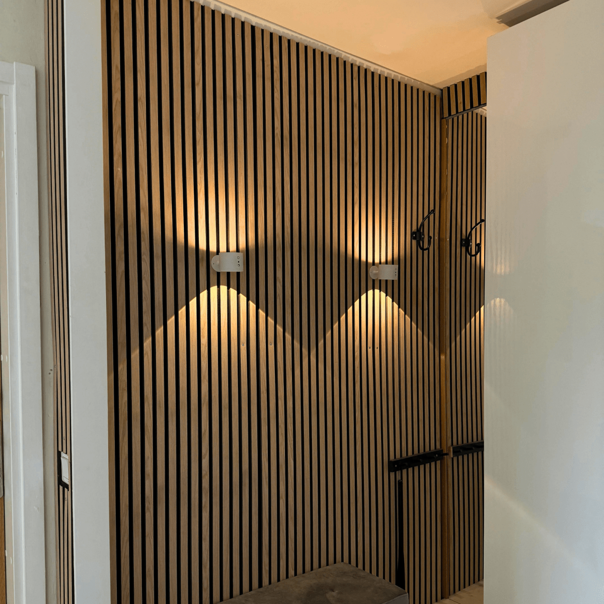 Gardeon - Stylish Wireless LED Wall Lamp for Cozy Ambiance