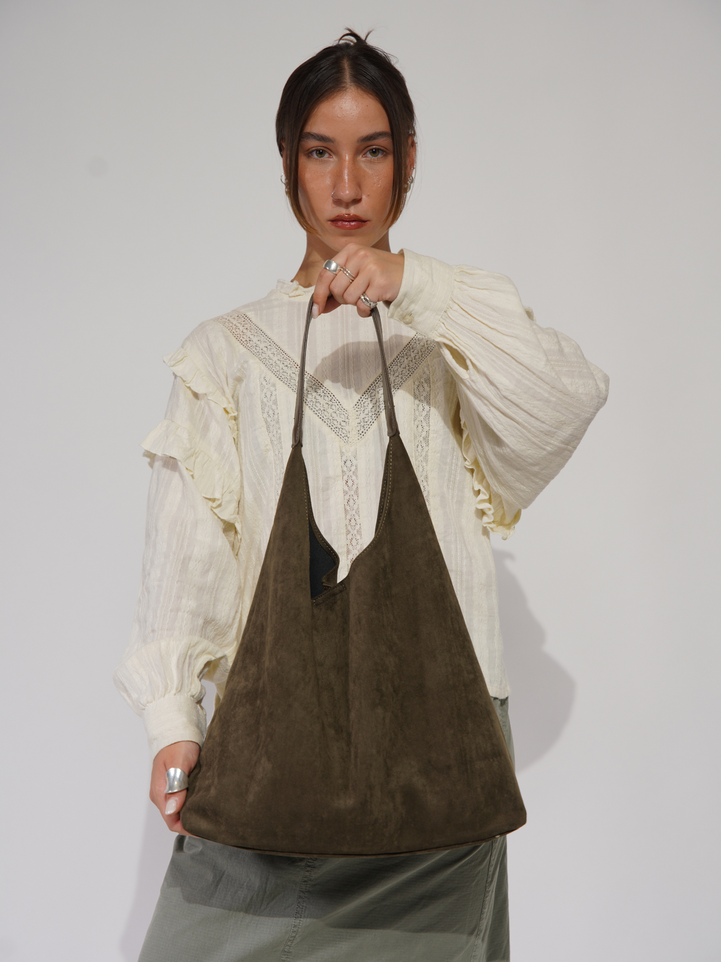 Livi - Stylish Daily Leather Tote for Effortless Elegance and Utility