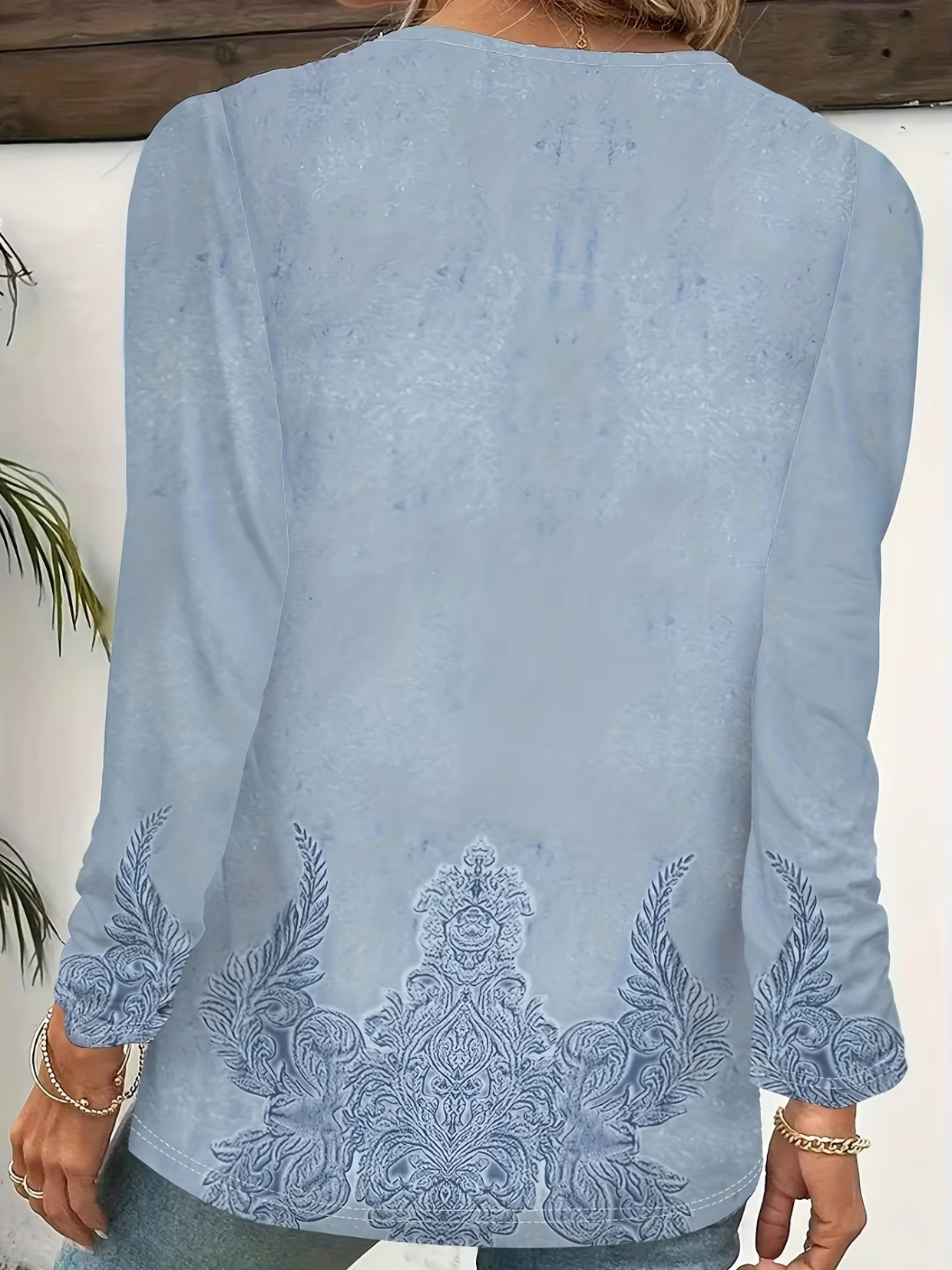 Opaline - Chic Long-Sleeved Cotton Top with Delicate Embroidery