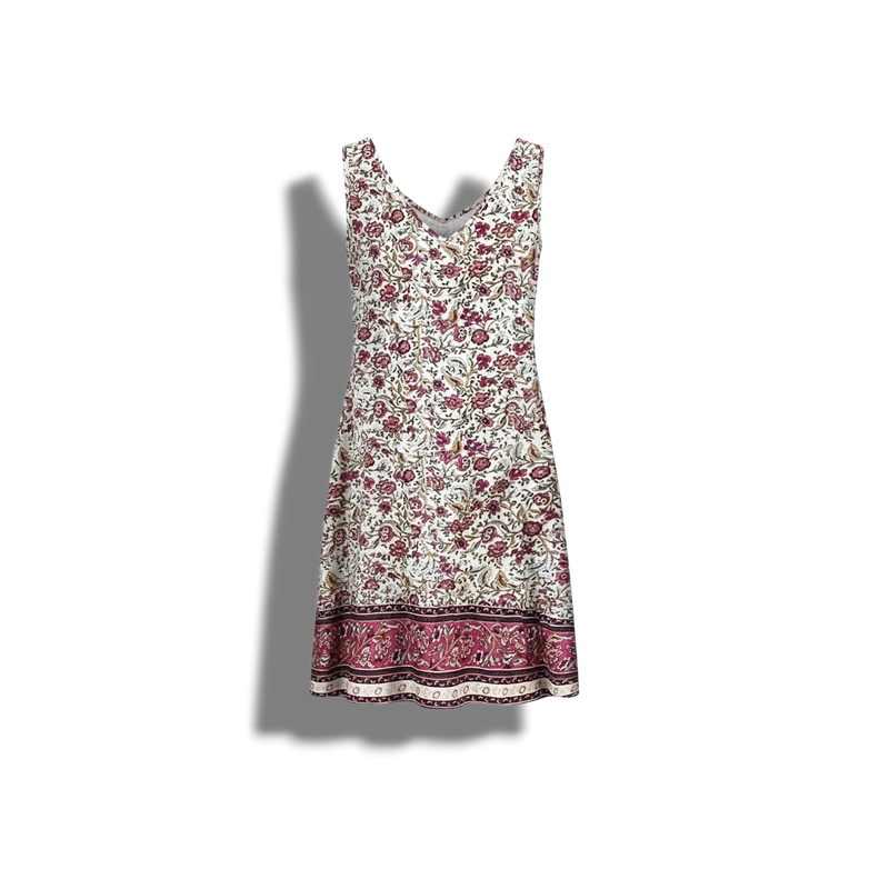 Liusaidh - Elegant Women's Floral Beach Dress with V-neck Design