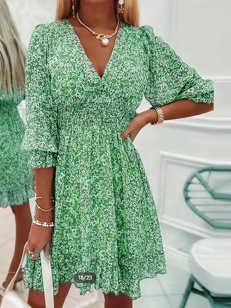 Nikki - Elegant Women's Dress with Floral Print and V-neck