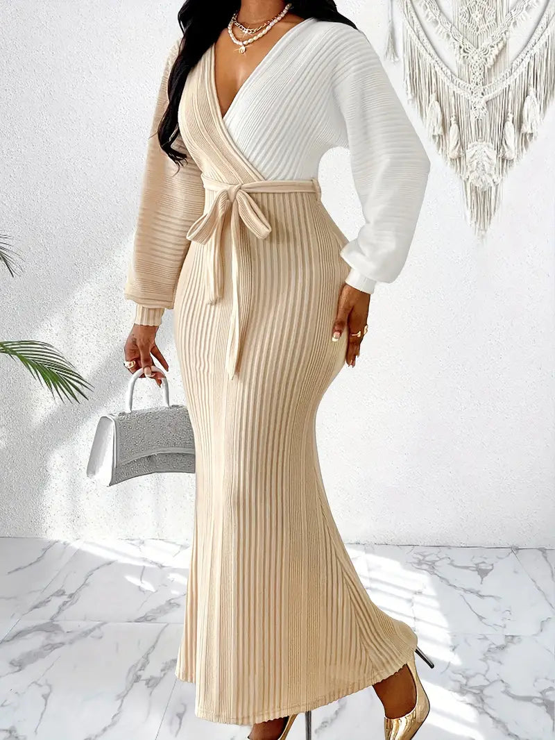 Rhianna - Elegant Long-Sleeved Maxi Dress with Tie Waist and Off-Shoulder Neckline