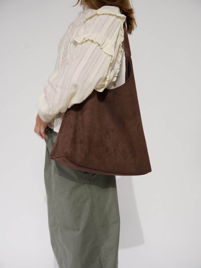 Livi - Stylish Daily Leather Tote for Effortless Elegance and Utility