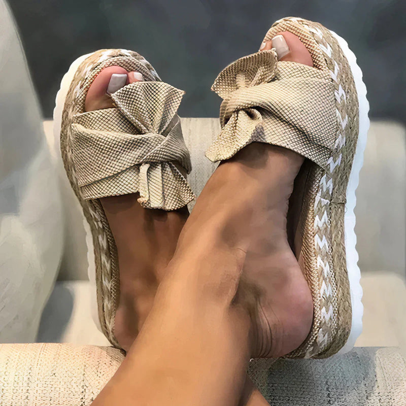 Helene - Trendy Woven Platform Sandals with Knotted Bow Detail