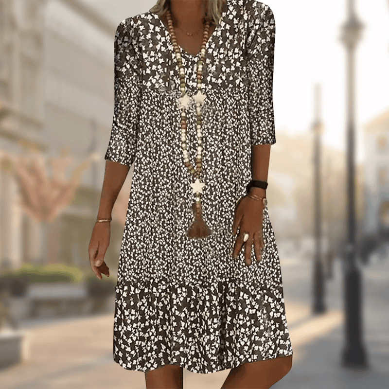 Abigail - Stylish Floral Print Dress with V-neck and 3/4 Sleeves