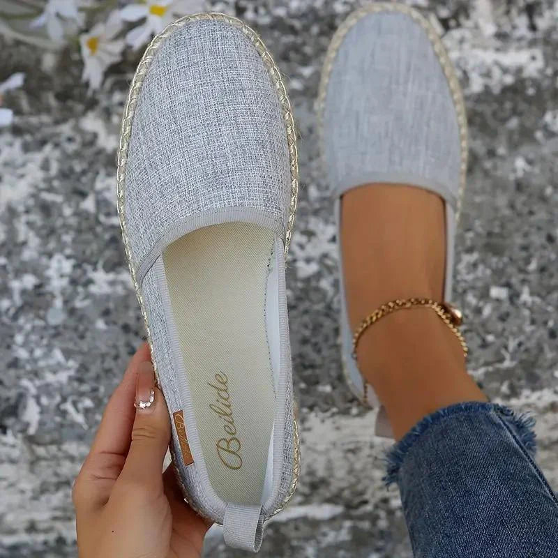 Elowen - Stylish Leather Slippers with Breathable Design and Non-Slip Sole