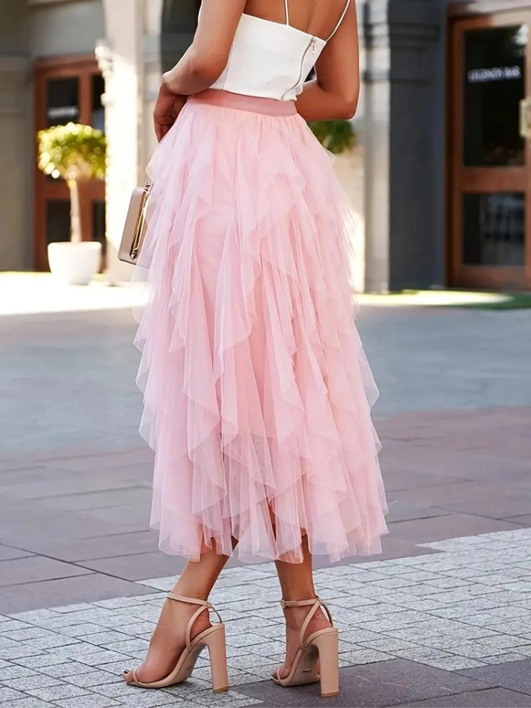 Lenora - Flattering Ruffle Skirt for Women in Soft Pink