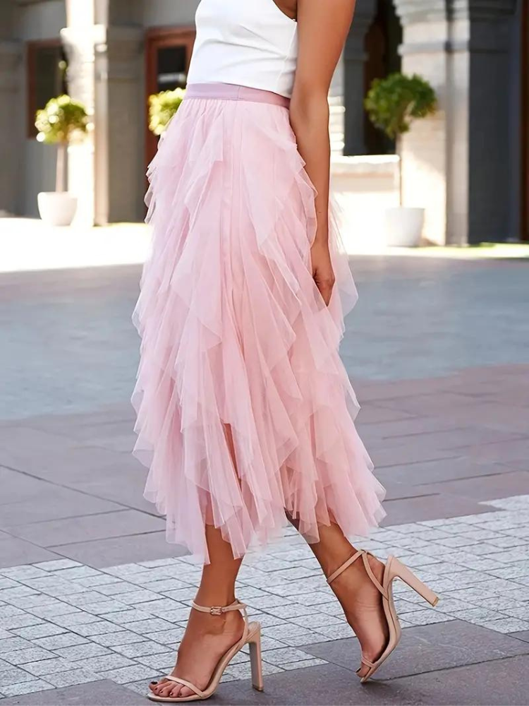 Lenora - Flattering Ruffle Skirt for Women in Soft Pink