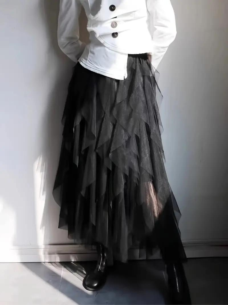 Lenora - Flattering Ruffle Skirt for Women in Soft Pink