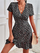 Hannah - Stylish Floral Dress for Women with V-neck and Flared Hem