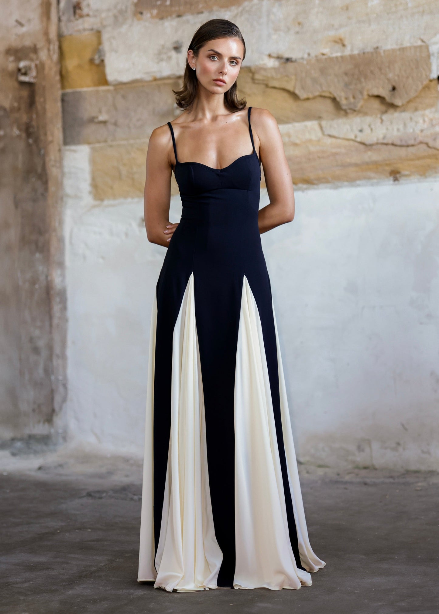 Emerie - Stylish Color Block Swing Maxi Dress with Spaghetti Straps