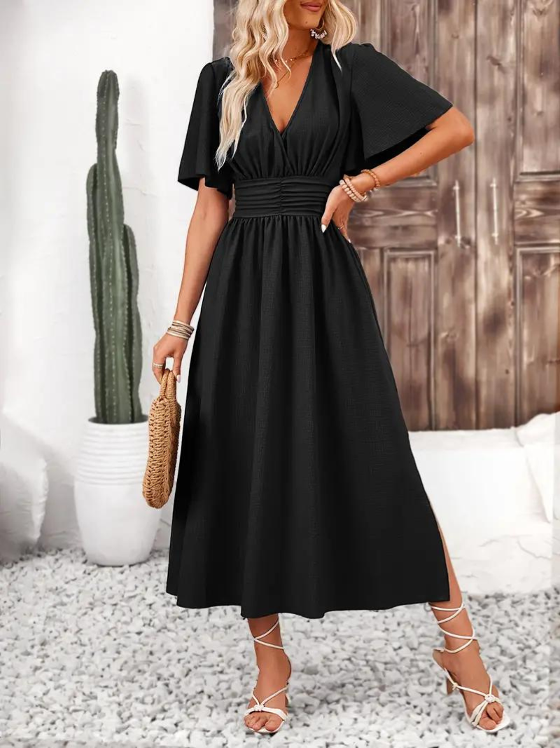 Vespera - Elegant Long Dress for Women with V-neck and Short Sleeves