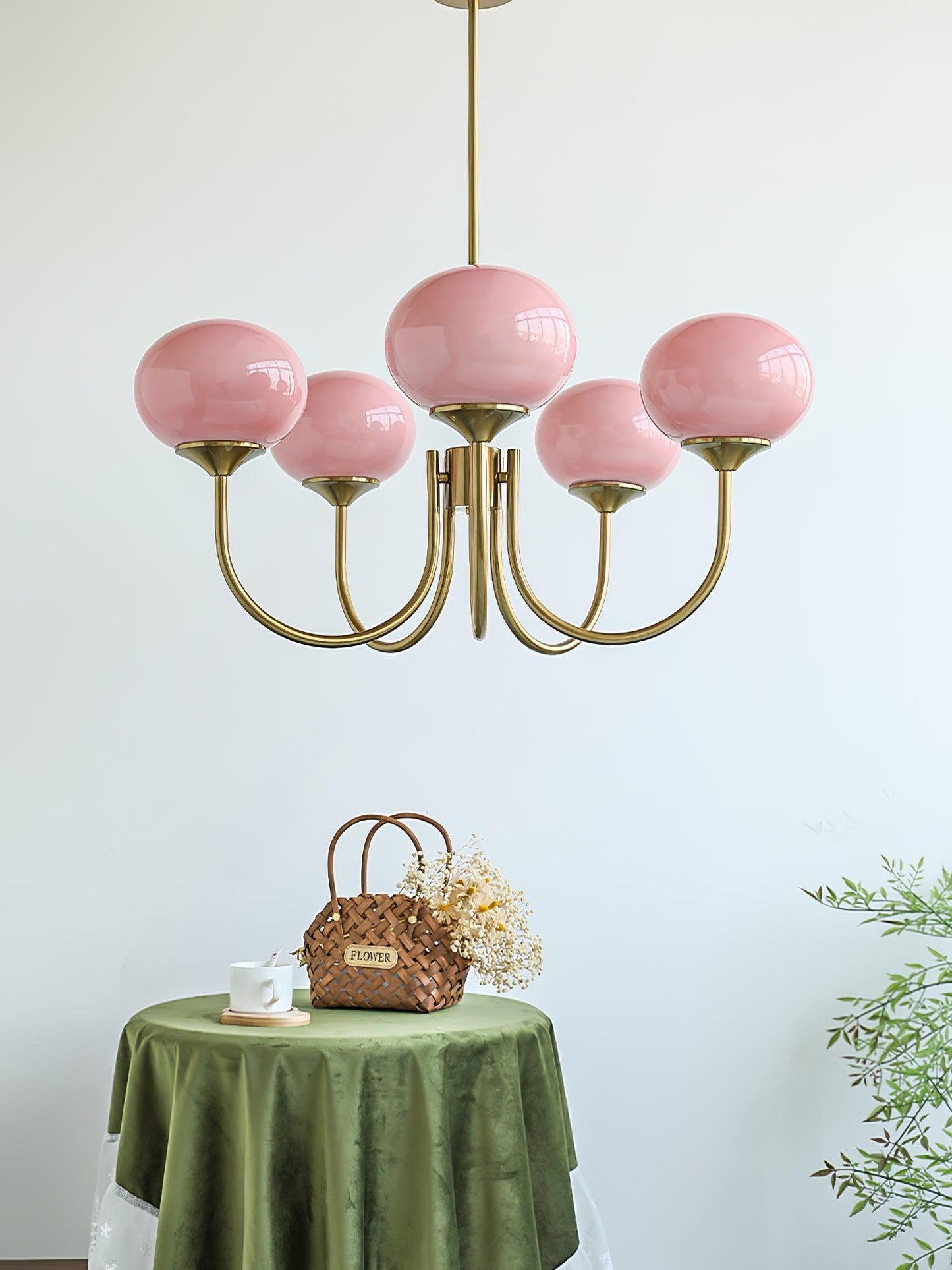 Mysten - AuroraGlow Marshmallow Chandelier Pink Glass Globes