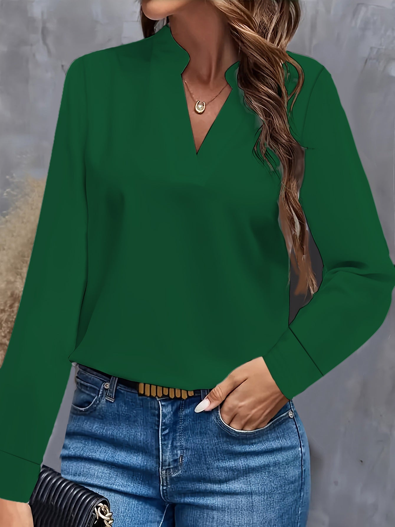 Maisie - Stylish V-neck Blouse for Effortless Casual Wear