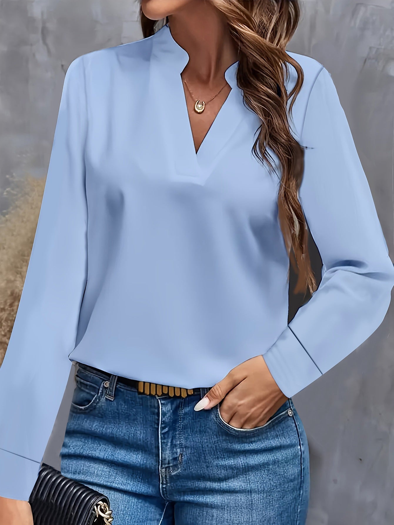 Maisie - Stylish V-neck Blouse for Effortless Casual Wear