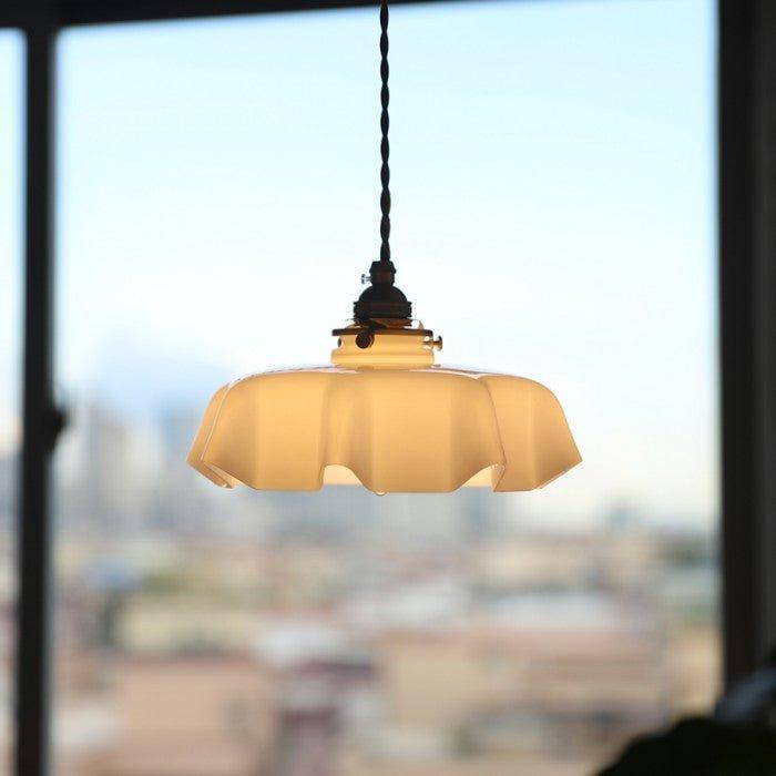 Rustora - Retro Floral Brass Pendant Lamp With Soft LED Lighting