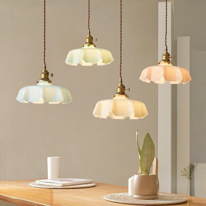 Rustora - Retro Floral Brass Pendant Lamp With Soft LED Lighting