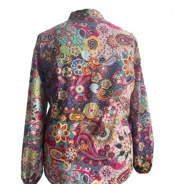 Irelyn - Trendy Women's Shirt with Mandala Print and Relaxed Fit