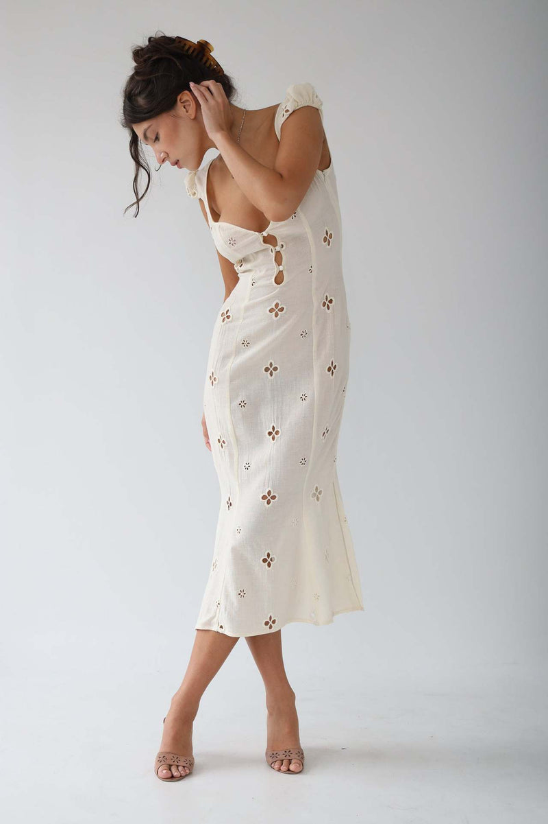 Isabella - Vintage Embroidered Fishtail Midi Dress with Puff Sleeves