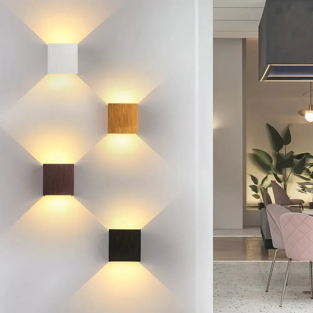Lyric - Elegant Minimalist Wall Lamp for Sophisticated Lighting