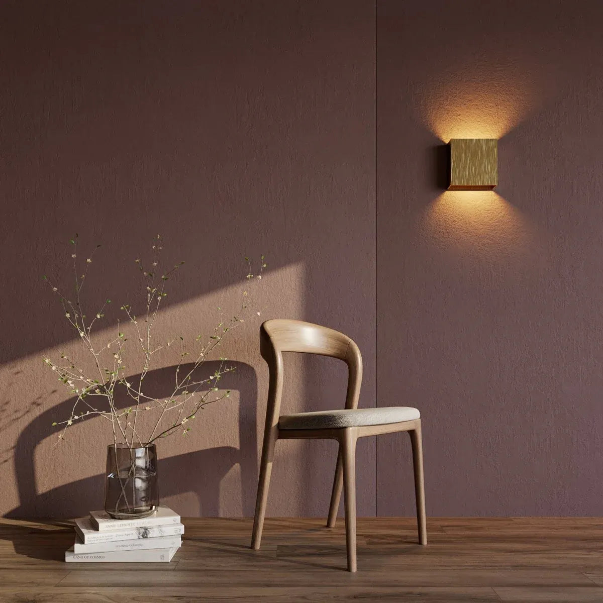 Lyric - Elegant Minimalist Wall Lamp for Sophisticated Lighting