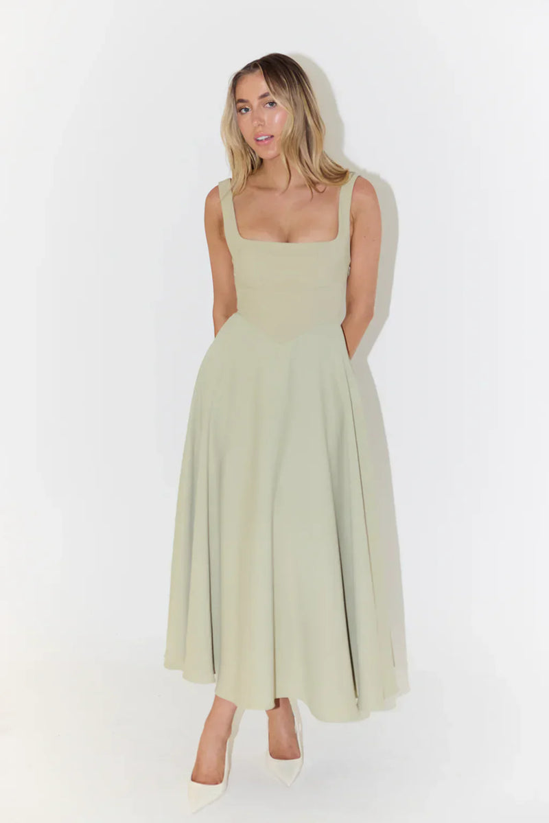Hattie-Rae - Stylish High-Waisted Square-Neck Midi Dress for Summer Elegance