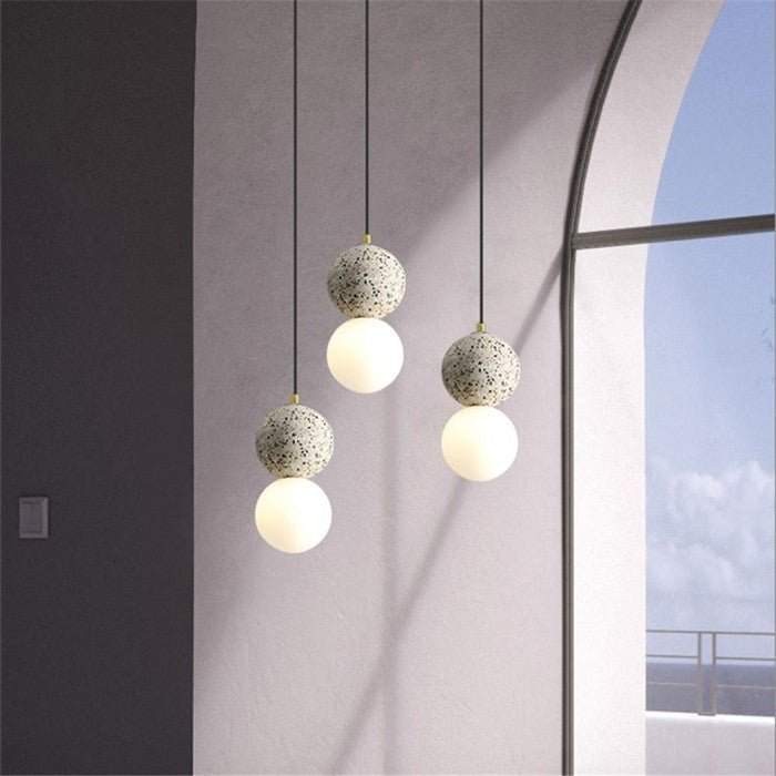 Lumenlace - Modern Hanging Globe Lamp for Stylish Room Lighting