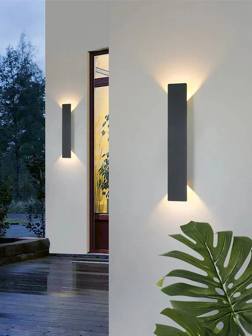 GloDune - Stylish Weatherproof Outdoor Wall Lamp for Elegant Lighting
