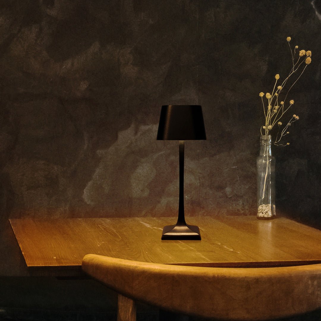 Brillia - Stylish Cordless Touch Lamp for Cozy Atmosphere