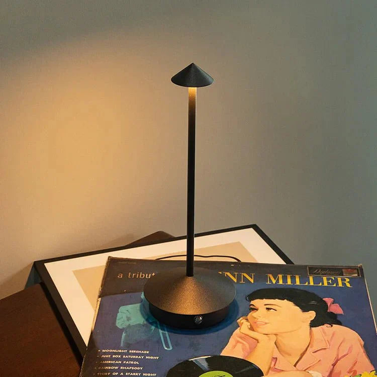GlowThrive - Striking Arrowhead Table Lamp for Modern Home Decor