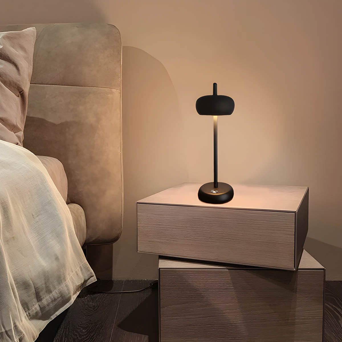 PixelGlow - Modern Minimalist Wireless Table Lamp for Cozy Ambiance