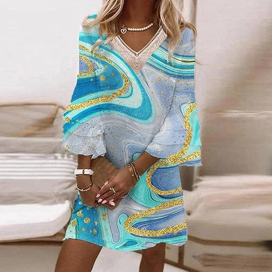 Susie – Leichtes Damenkleid mit V-Ausschnitt und Rüschenärmeln